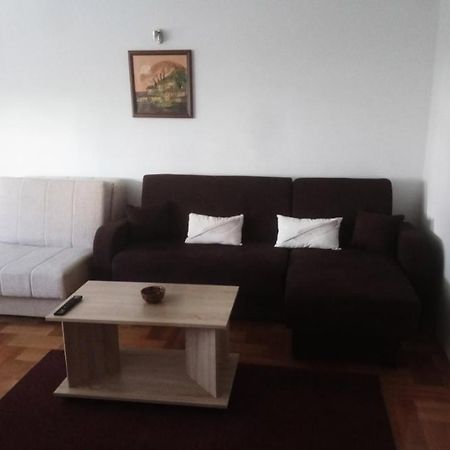 Apartman פירוט מראה חיצוני תמונה